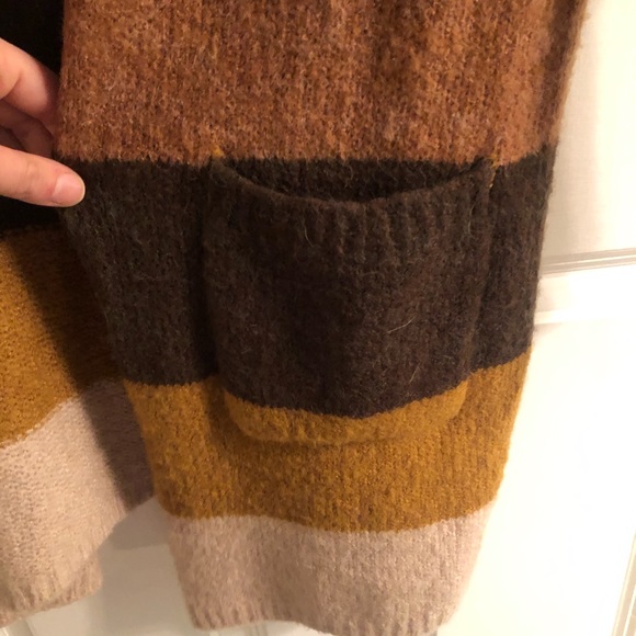 Long Cardigan - Picture 2 of 3